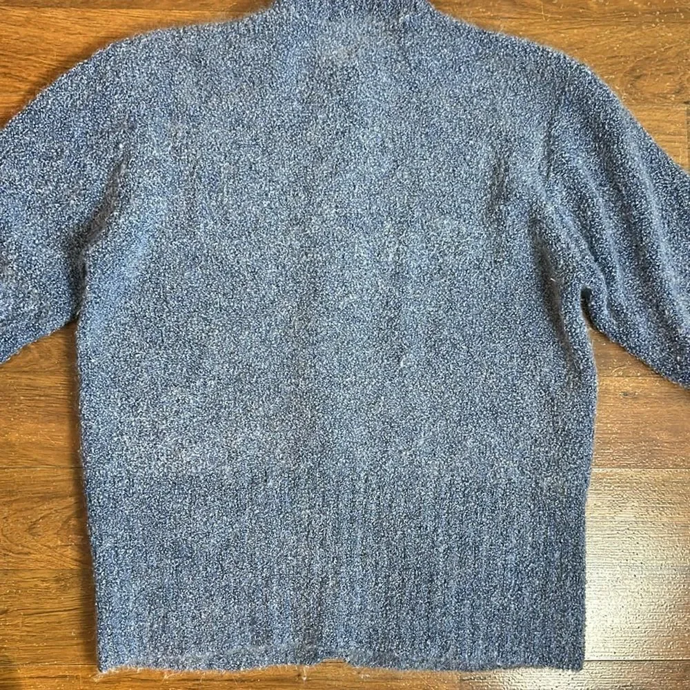 Merino extra fine wool and mohair HIGH COUNTRY Button down sweater medium